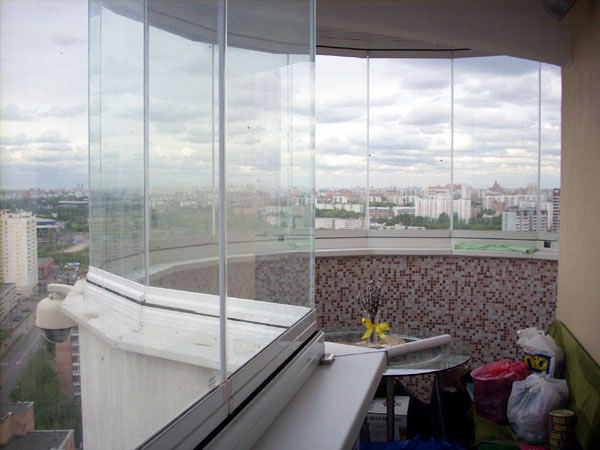 Остекление балконов: эркерных, круглых, закругленных Домодедово
